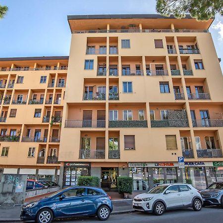 Lusa Suite With Free Private Parking Florencja Zewnętrze zdjęcie